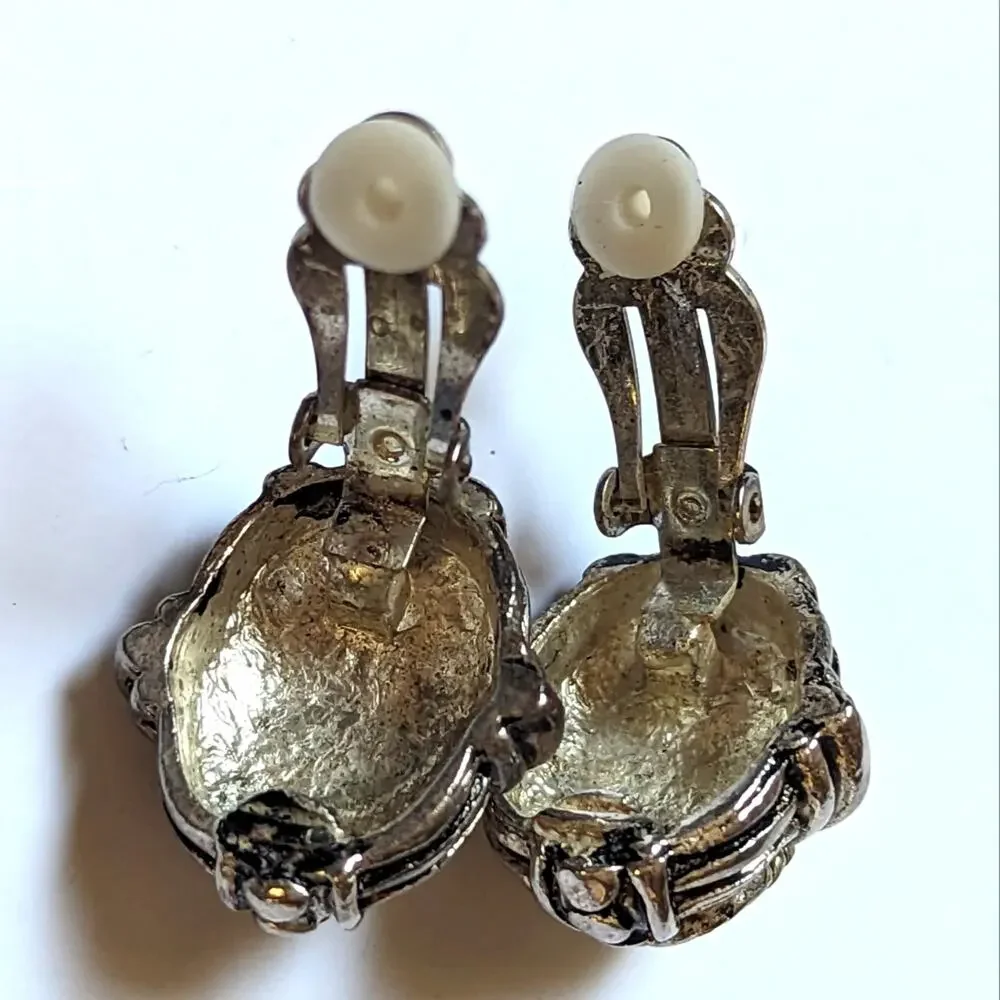Vintage Silver Tone Brutalist Sodalite Cabochon Textured Clip On Earrings